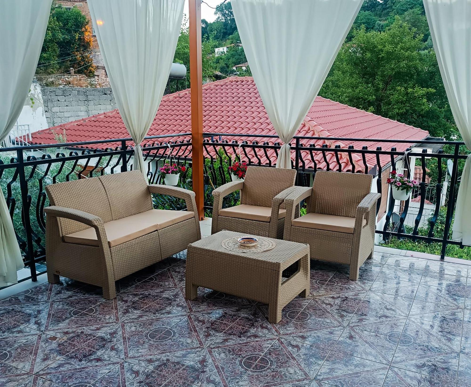 Vila Spahiu Berat Exterior photo